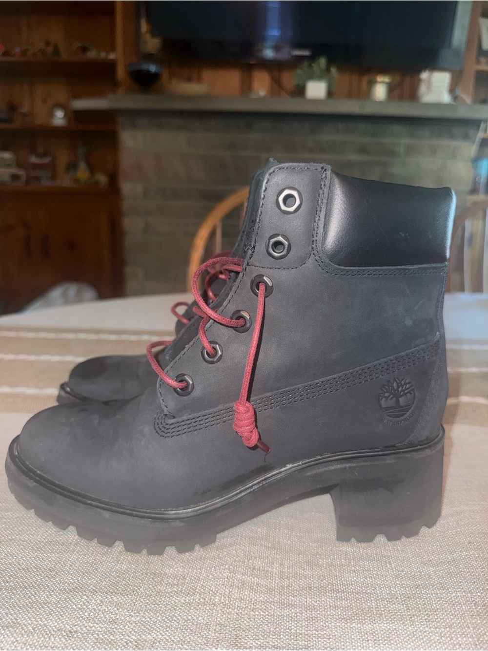 Timberland Women's Black Leather Lace-Up Ankle Boots with Red Laces